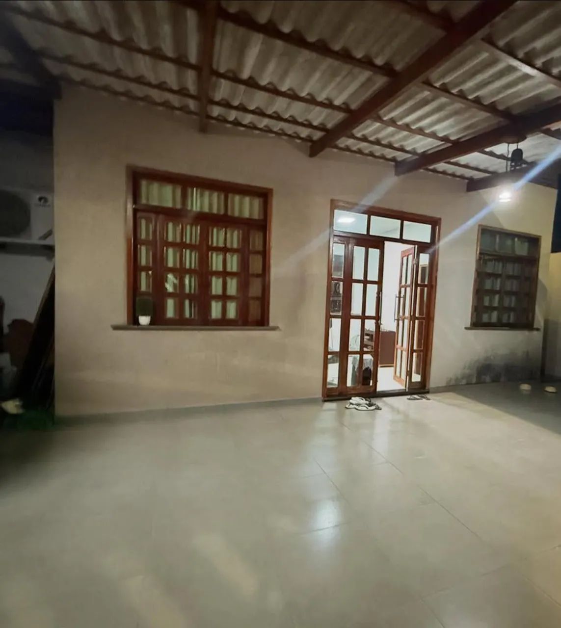 CASA A VENDA NO CJ. VAL PARAÍSO 