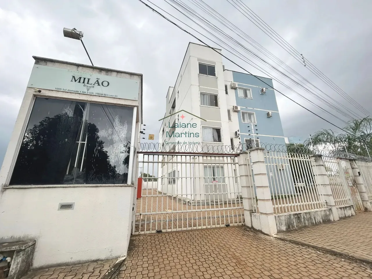 Alugo apartamento - semi mobiliado - 2 quartos - 1005 sul - 4º andar