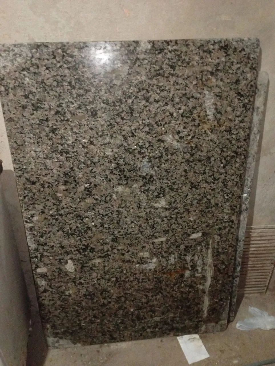 Granito 64706579663105120