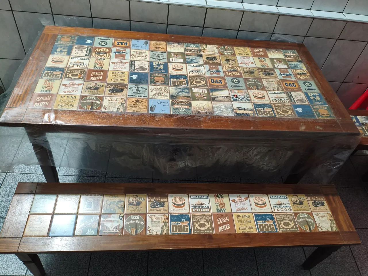 Decorative Table64840795043970120