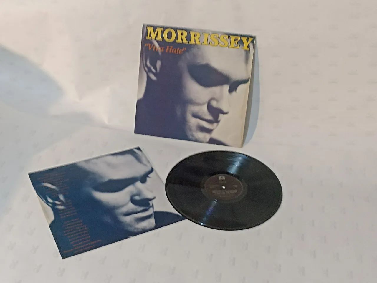 Morrissey – Viva Hate LP Shrink NM Morrissey – Viva Hate LP Shrink NM Morrissey - Viva Hate 2LP