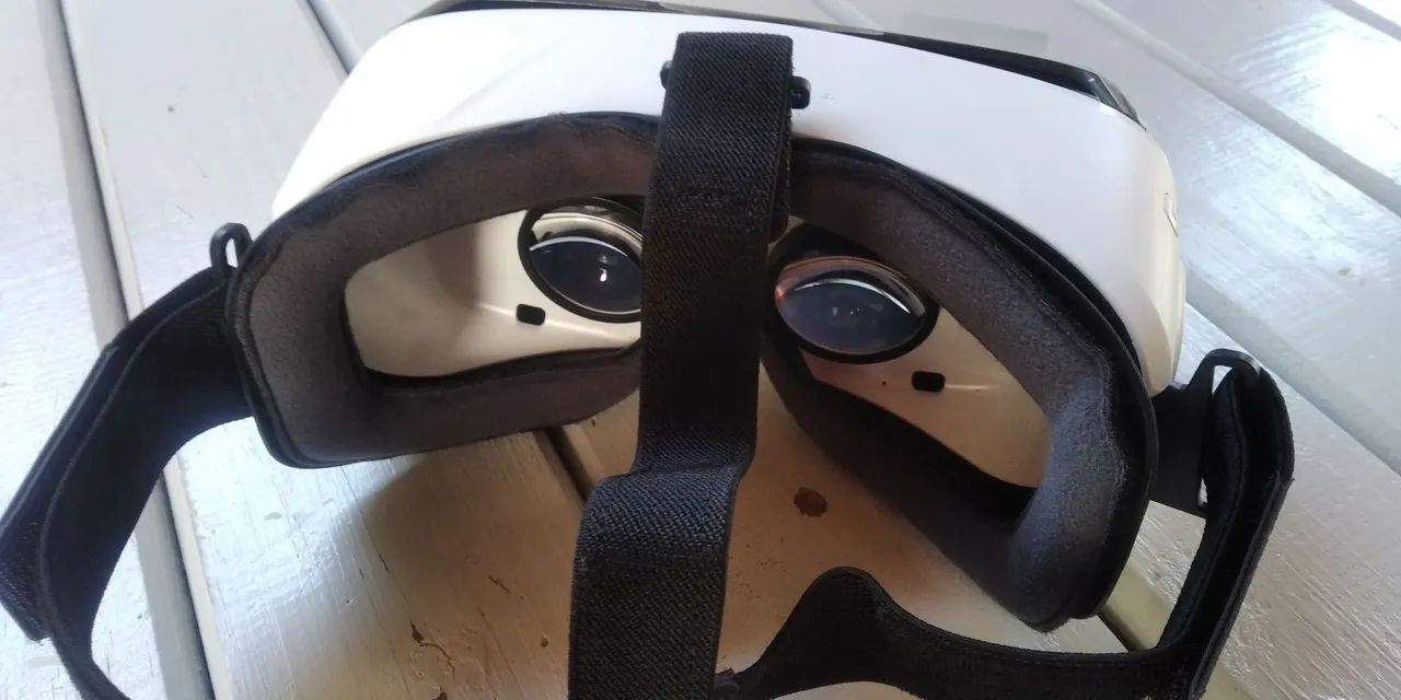 Óculos de Realidade Virtual Samsung Gear VR  - Foto 2