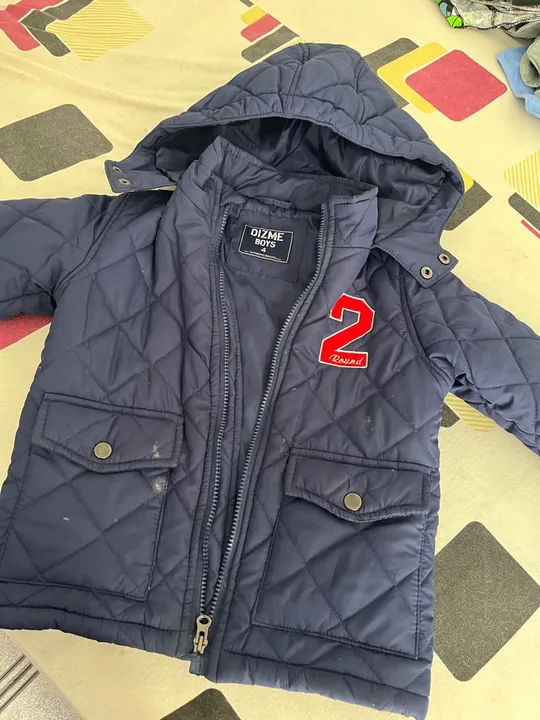 Casaco de inverno para menino - Tamanho 4 - Novo