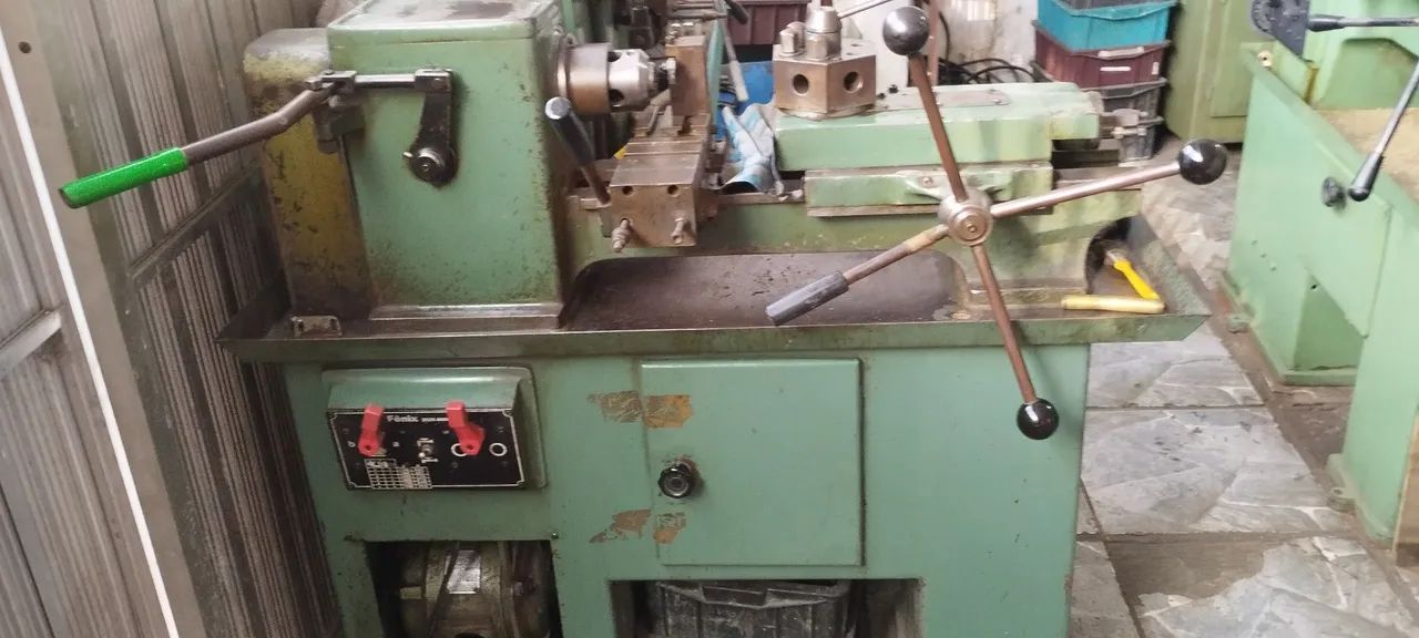 Torno revolver iran 3/4