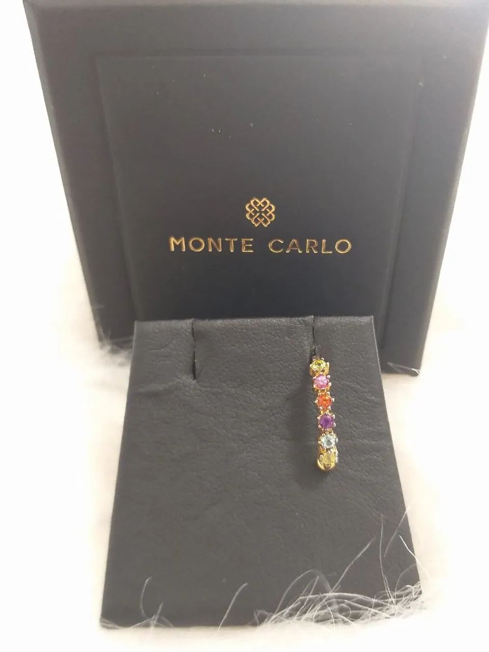 PIERCING EM OURO AMARELO 18K, COM DIVERSAS PEDRAS, MARCA MONTE CARLO.  - Foto 4