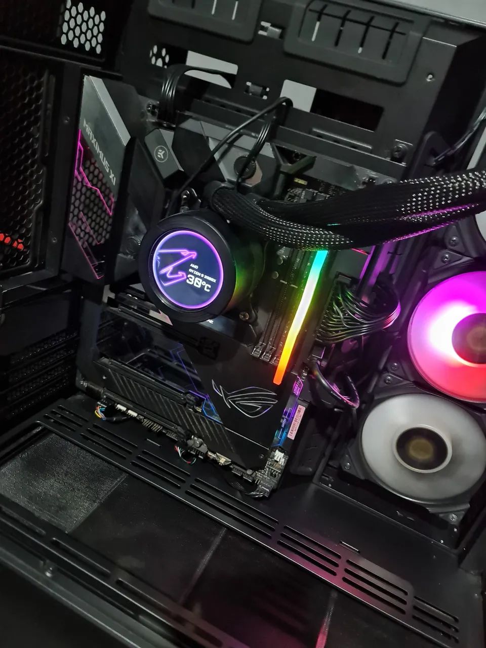 Placa Mãe Z390 ASUS ROG MAXIMUS XI FORMULA - Foto 4