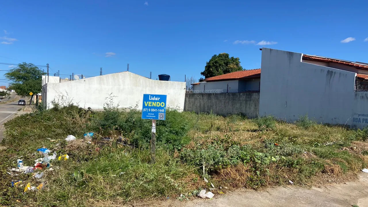 Lote 15x25 Antônio Cassimiro