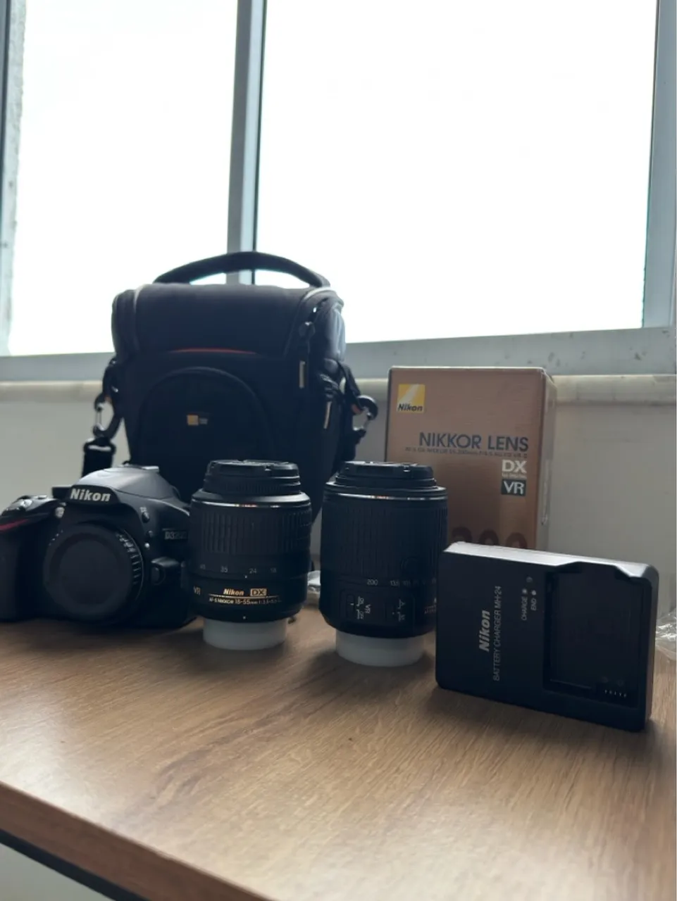 Câmera Nikon D3500 com Lentes e Acessórios
