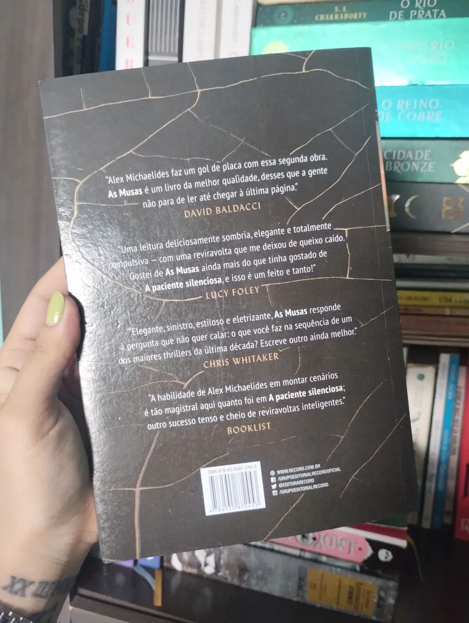 As Musas - Alex Michaelides - Capa Comum - Foto 2