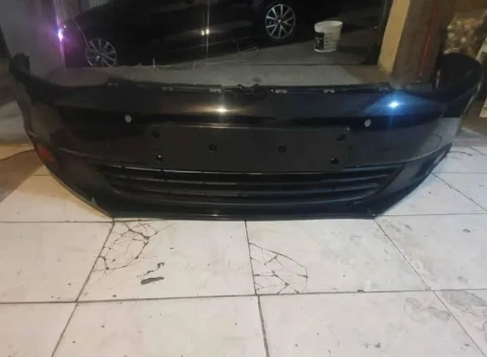 Para-choque Dianteiro jetta mk6 2011 a 2014