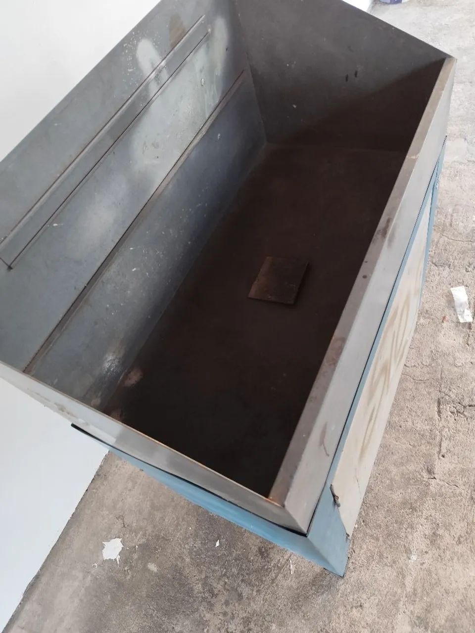 Lavadora de Peças Fechada Azul 