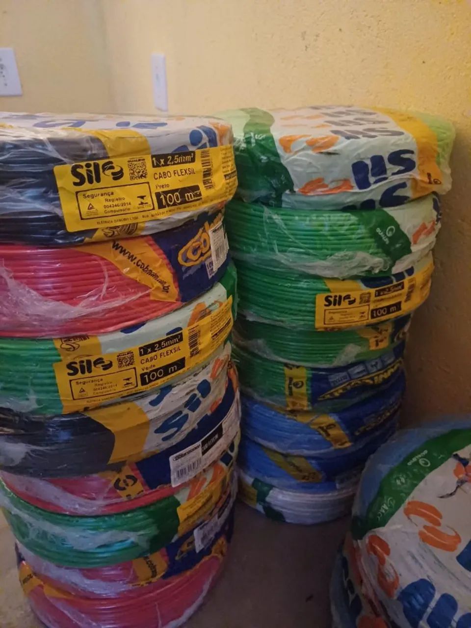 Fios e Cabos Elétricos - Diversas Cores - Foto 3