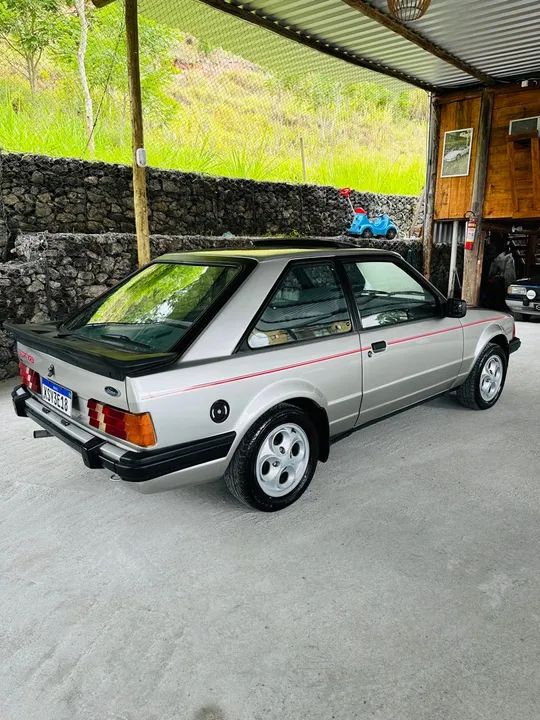 Ford Escort XR3 1.6CHT De Coleção, Original, uma Raridade nos dias de Hoje. 85/86. Novo.   - Foto 5