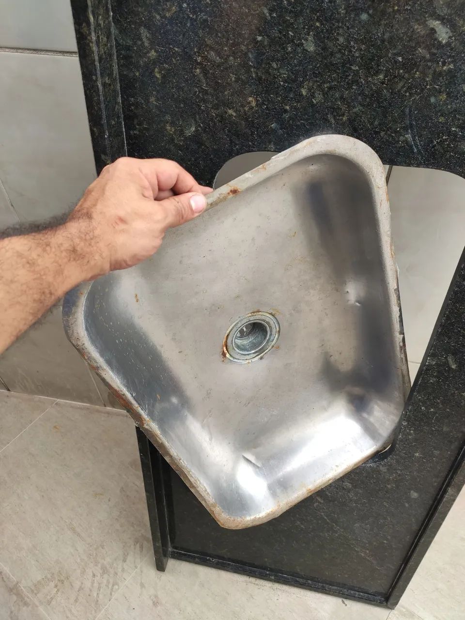 Bancada de mármore verde Ubatuba  - Foto 5