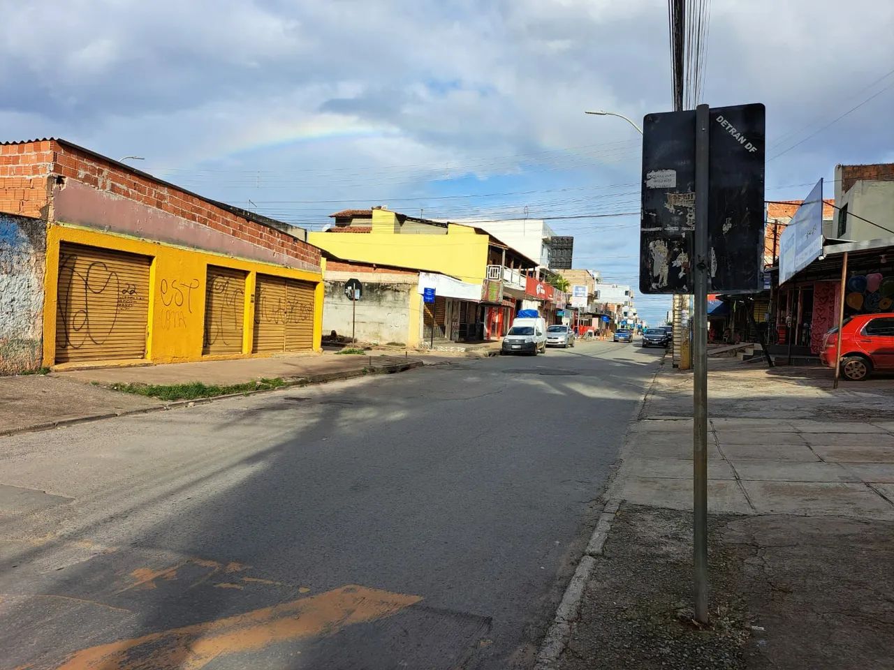 Casa de esquina na estrutural bom para comércio  - Foto 4
