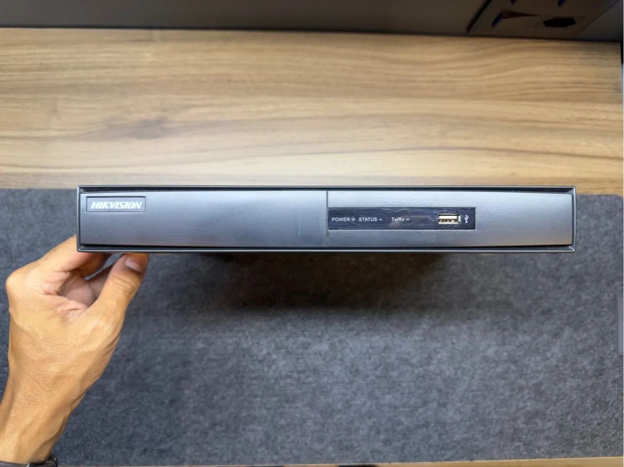 DVR Hikvision DS-7208HGHI-SH - 8 Canais