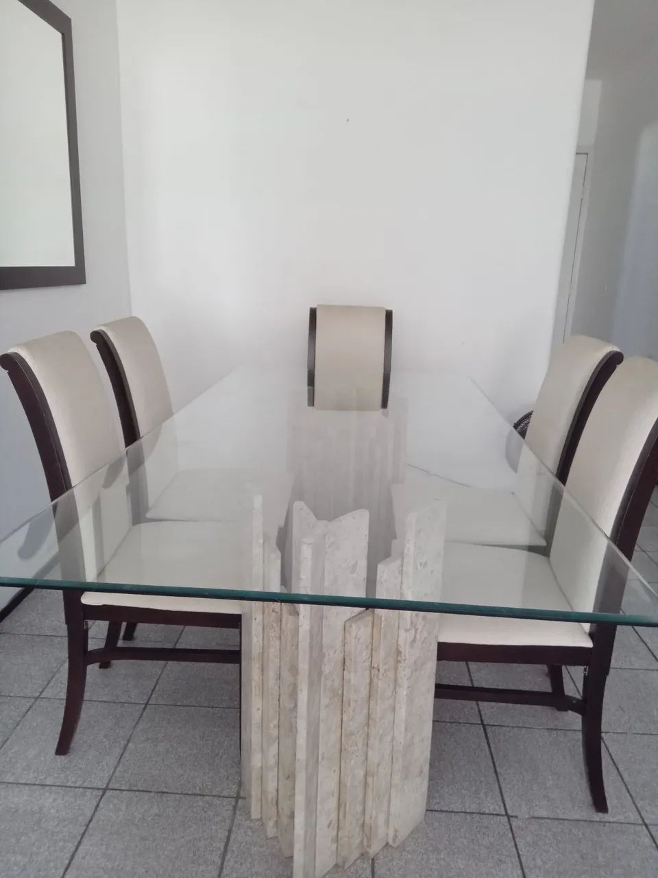Mesa de Jantar de Mármore com Tampo de Vidro com 6 cadeiras 