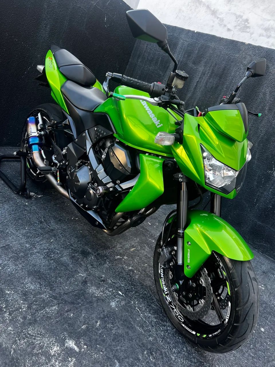 ウルトラセブン(10) Kawasaki 750 2010 - 1459713161 | OLX