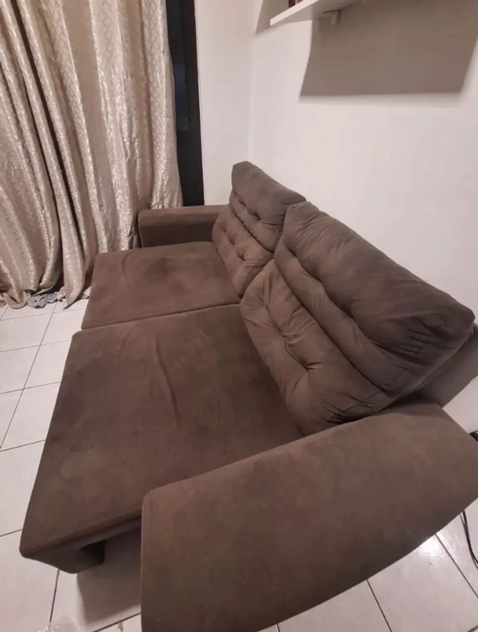 Sofá retrátil 3 lugares em ótimo estado  - Foto 2