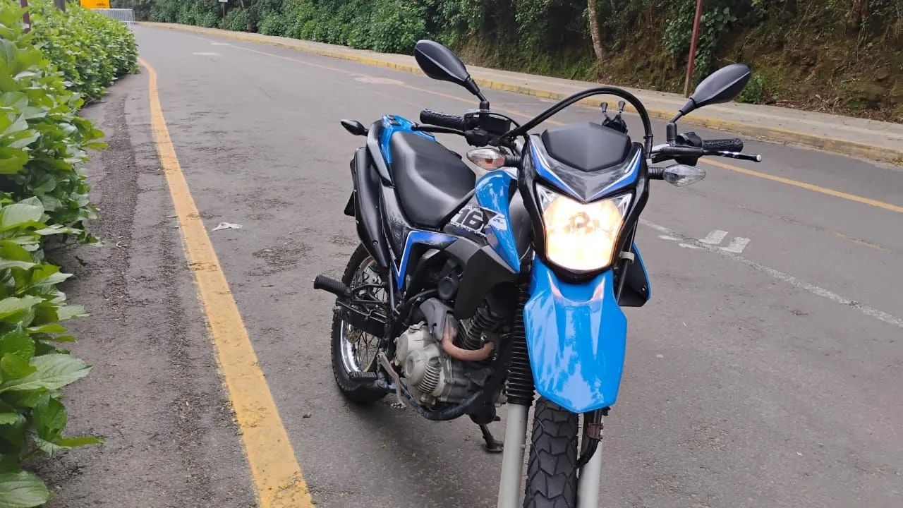 Oportunidade do ano, moto linda