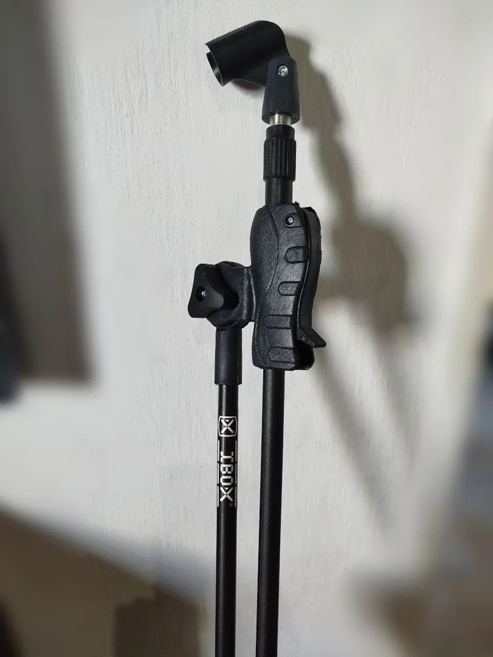 Pedestal de microfone IBOX, com cachimbo pra microfone com fio. (PIX, DINHEIRO E CARTÃO). - Foto 5