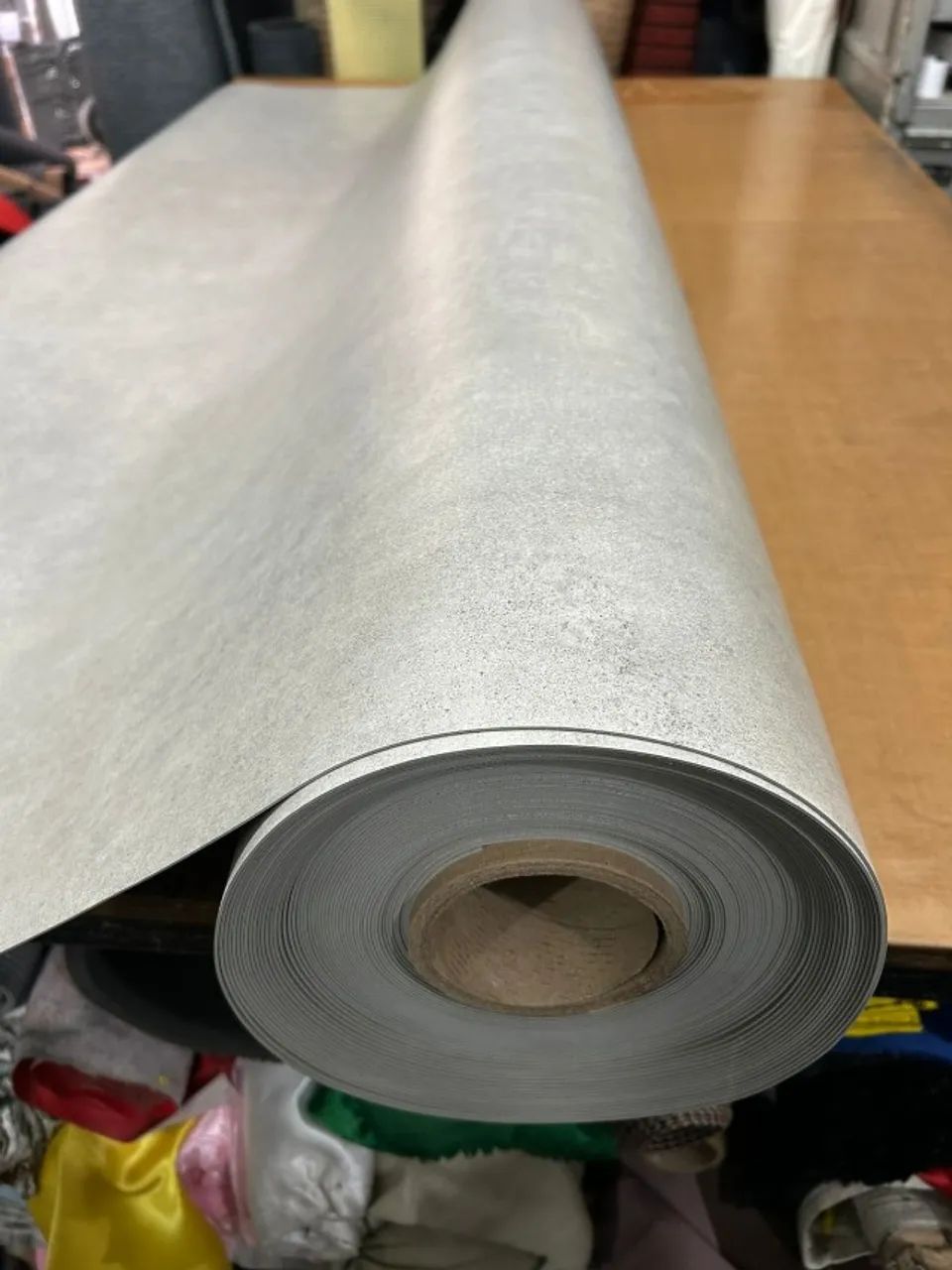 Piso vinilico em manta Cimento queimado 1.2 mm - Foto 3