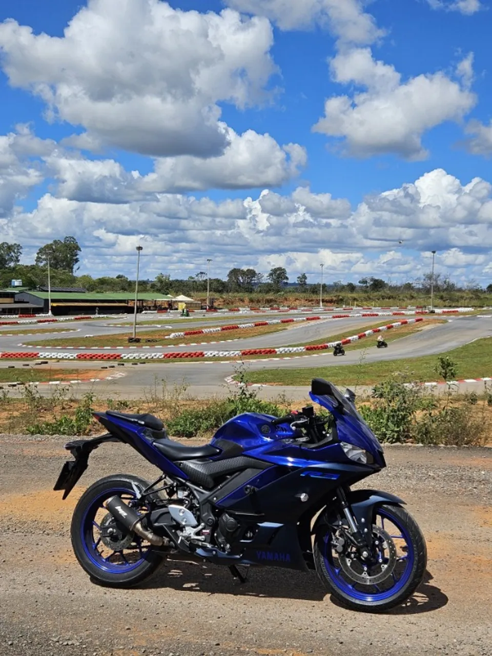Yamaha R3 24/24 Azul