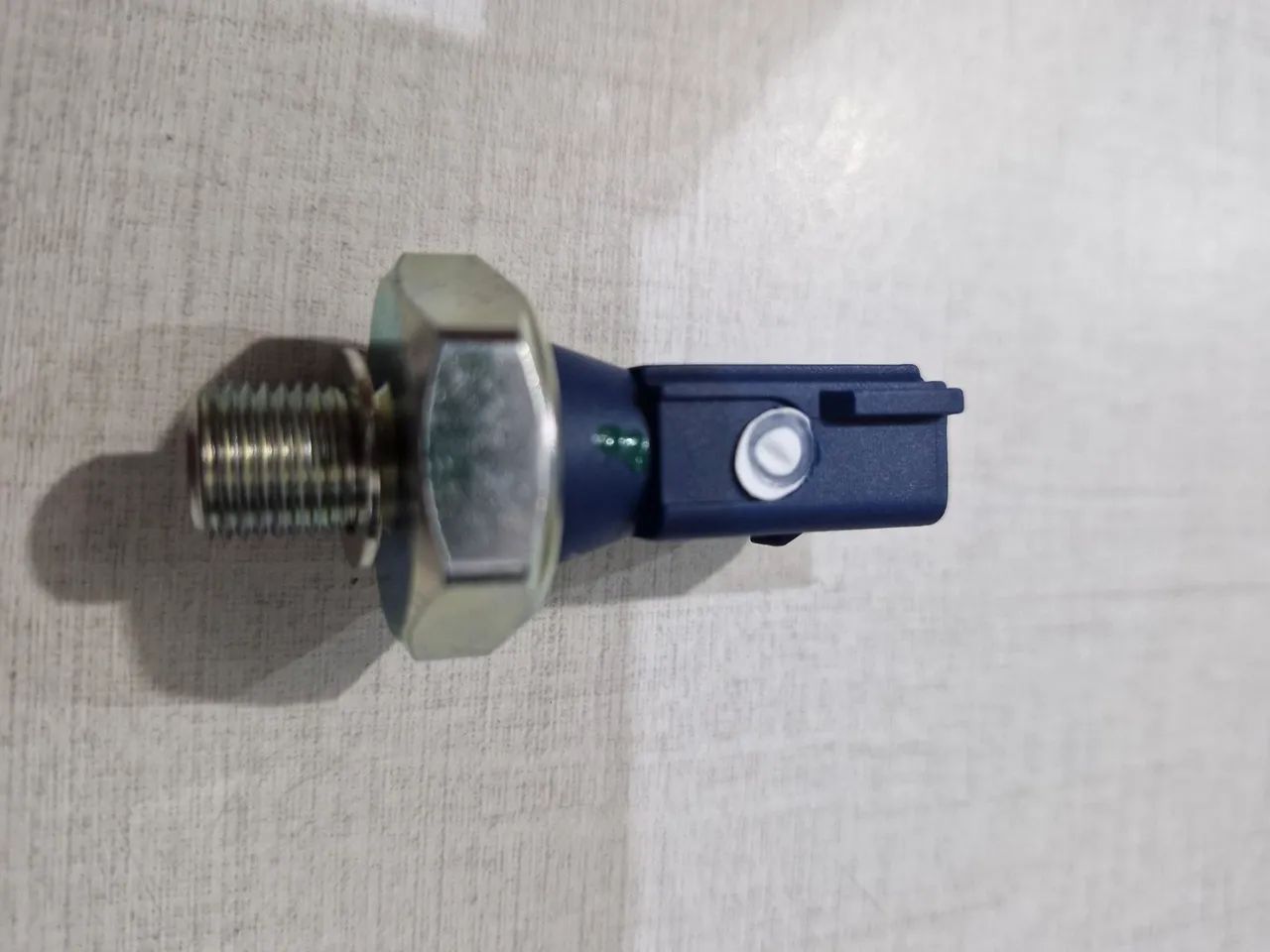 Sensor interruptor de oleo do motor Audi Volkswagen Passat, Amarok, Golf Audi TT Audi Q5 
