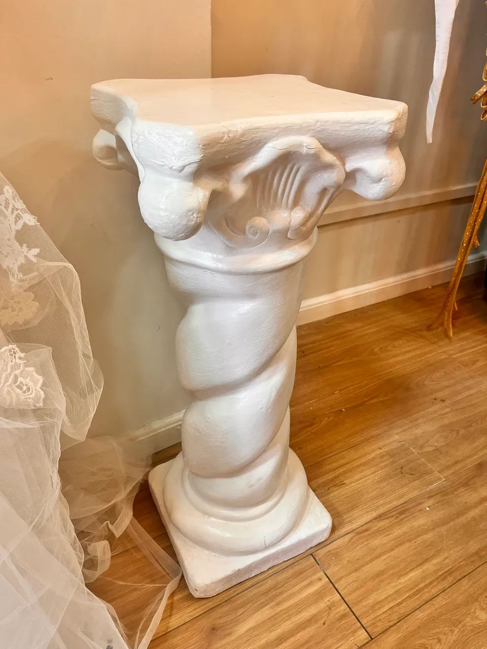 Pilastra de gesso64315086530179122