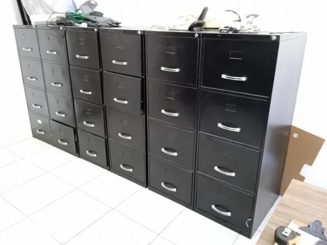 Arquivo de pasta suspensa c/ 4 gavetas em Aço Preto 134 cm x 46 cm x 64 cm