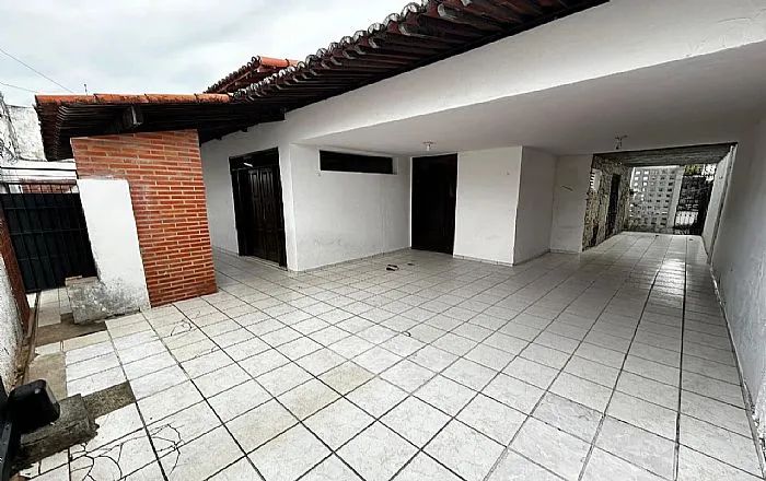 Casa à Venda - Lagoa Nova - Natal/RN