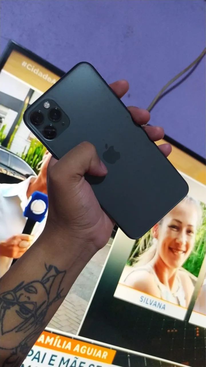 iPhone 11 Pro Max - Foto 2