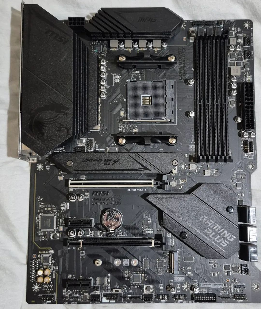 MSI B550 + Ryzen 7 5700X + DDR4 16GBx2枚 Kit AMD Ryzen 7 5700x + Placa-mãe MSI b550 Gaming - Computadores e