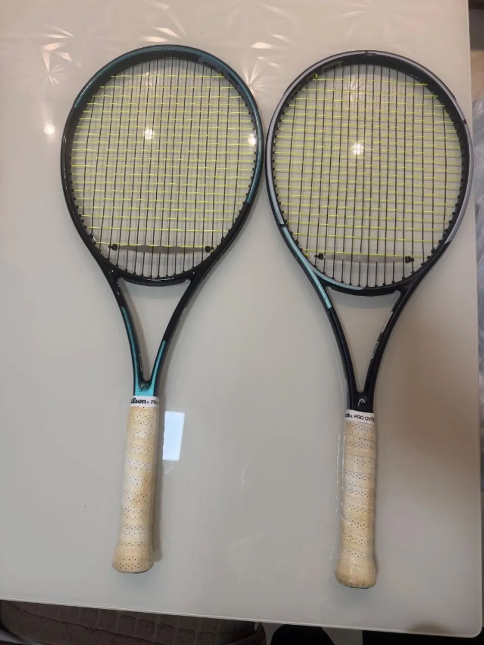 2 Raquetes de Tênis Gravity Pro Usadas