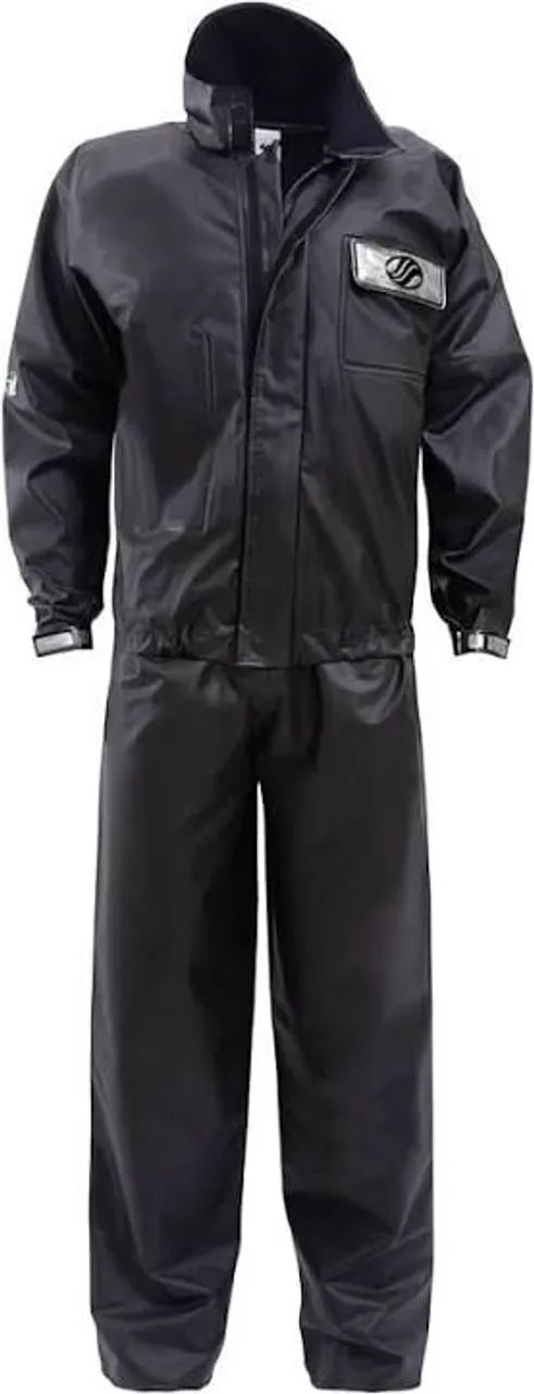 VENDO CAPA DE CHUVA + CAPACETES