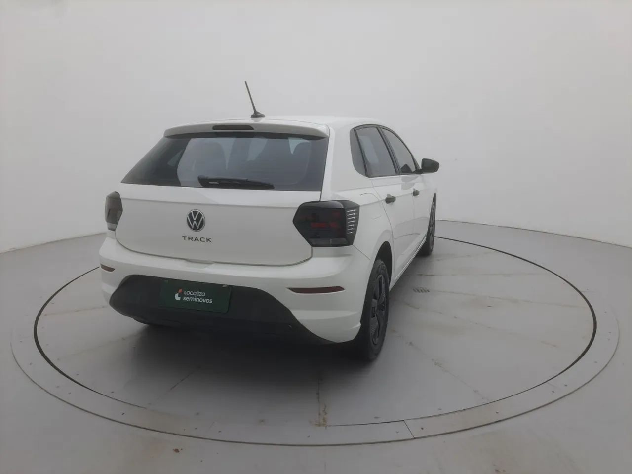 Volkswagen Polo Track 1.0 Flex 12V 5p, foto 5 de 18