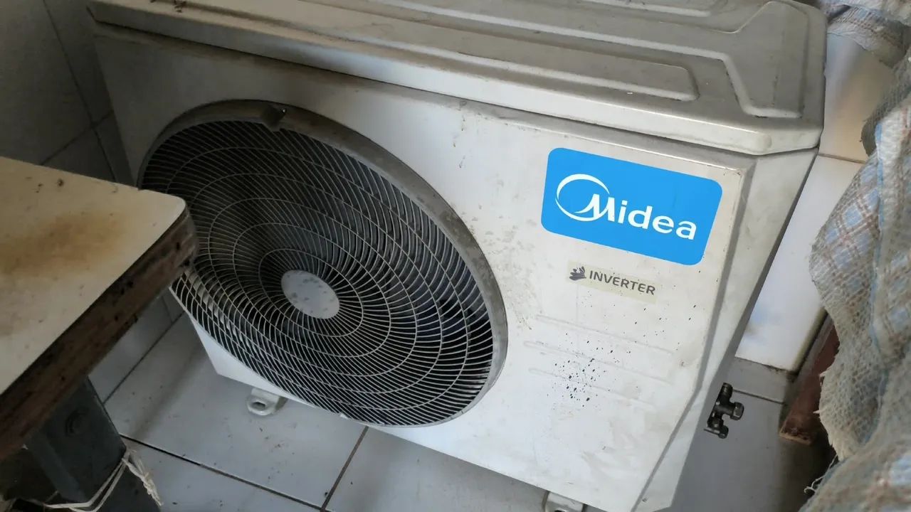 AR CONDICIONADO 24000 BTUS MIDEA SPLIT  - Foto 3