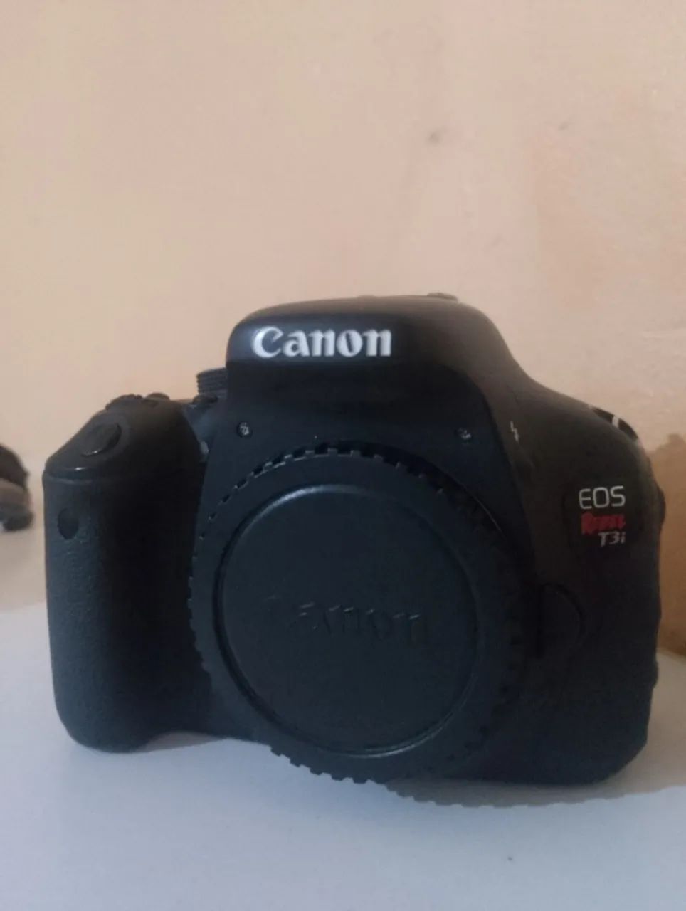 Câmera Canon t3i 