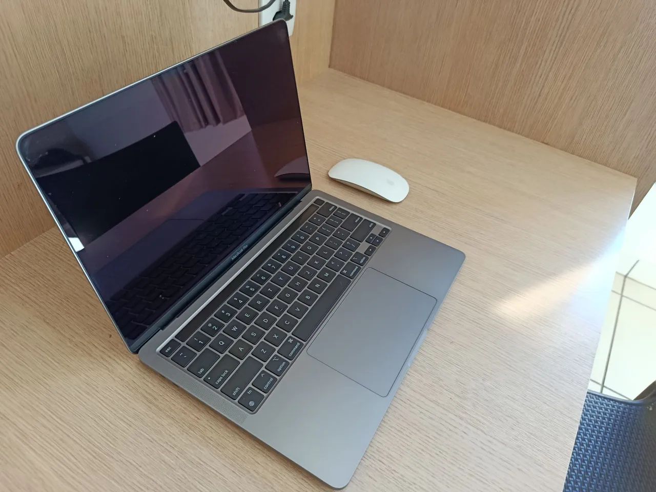 MacBook Pro Chip M2 - Foto 3