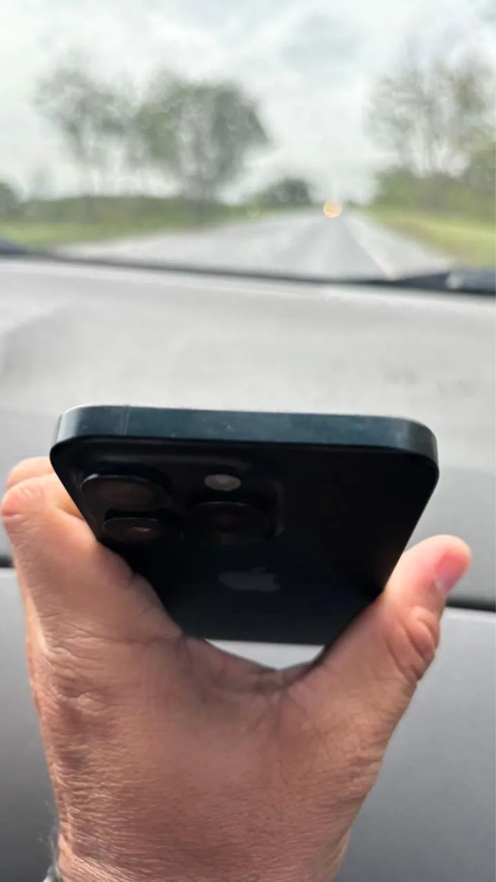 iPhone 15 Pro 256gb  - Foto 3