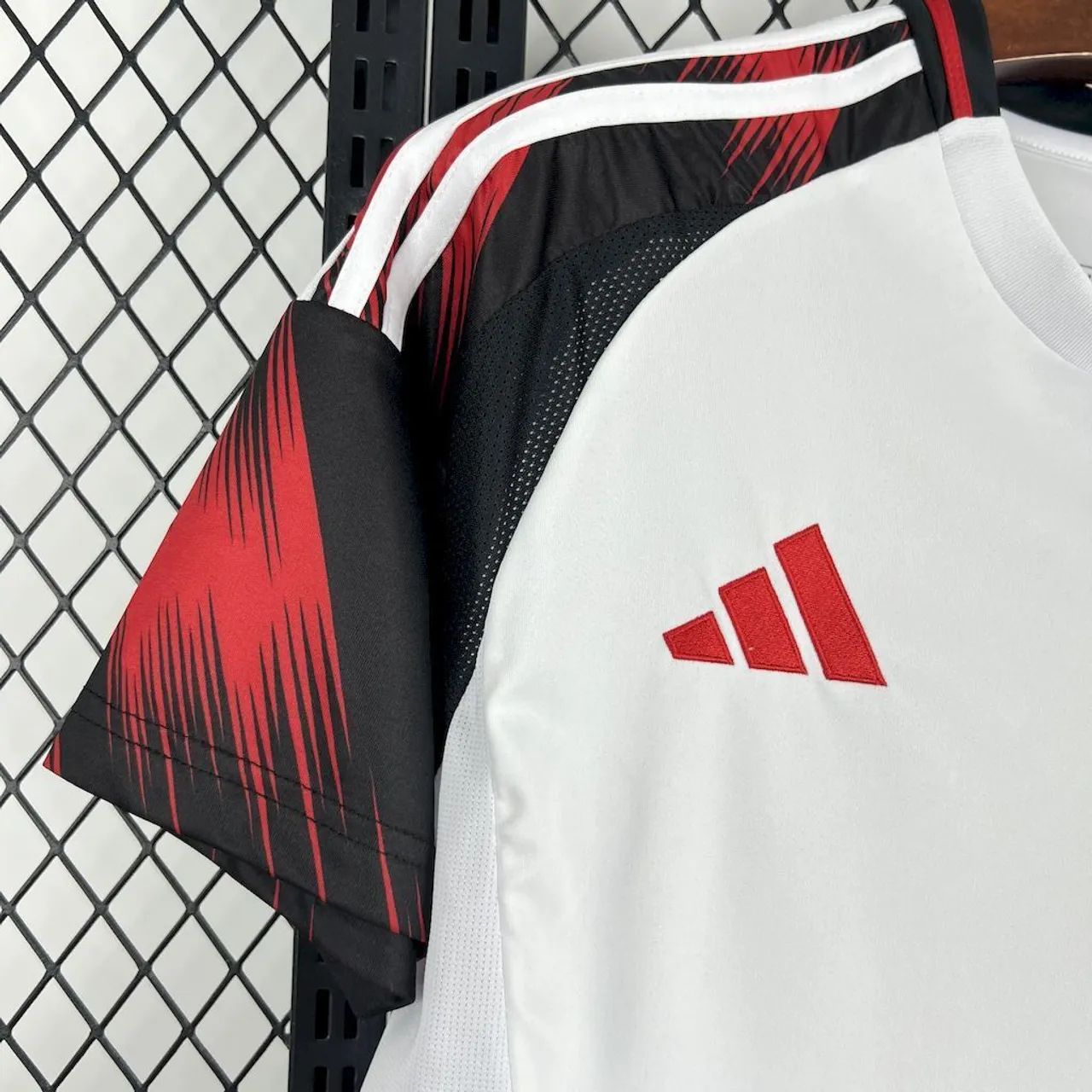 CAMISA TIME FLAMENGO BRANCA 25/26 PROMOÇÃO  - Foto 6