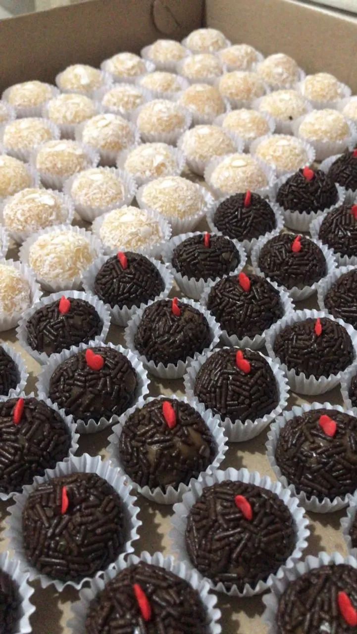 DOCINHOS DE FESTA. - Foto 2