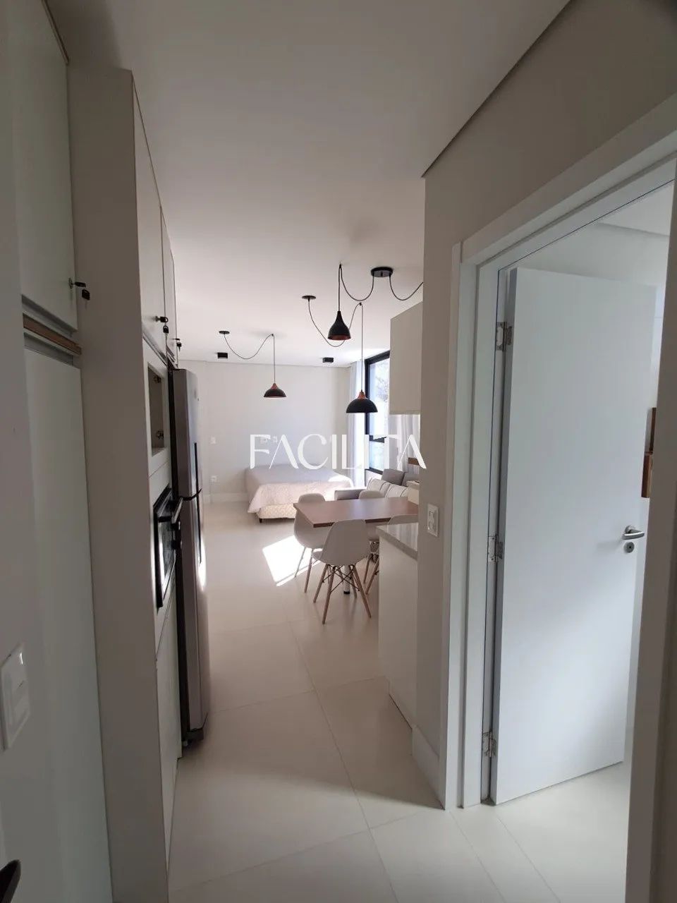 Studio mobiliado no bairro Santo Antônio de Lisboa, Florianópolis. - Foto 3