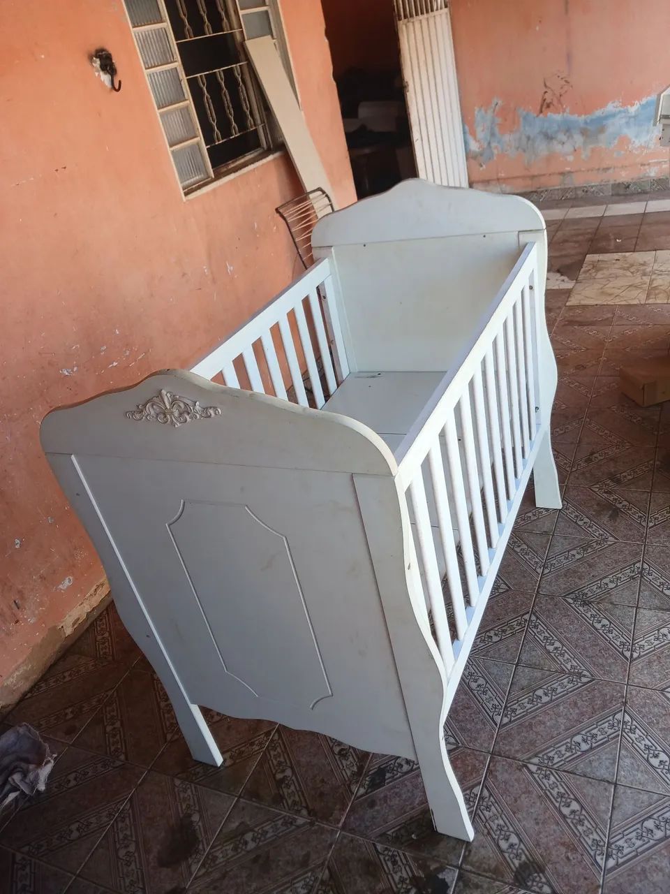 Berço entrego 300 reais  - Foto 2