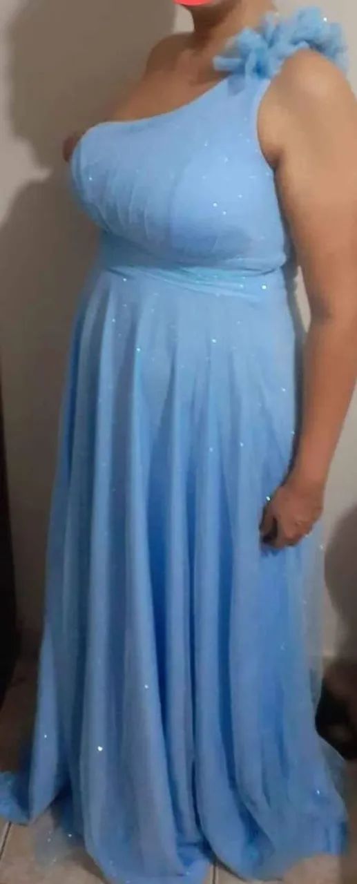 Vestido de Festa Elegante e Sofisticado - Lindo, Chic e Impecável - Foto 2