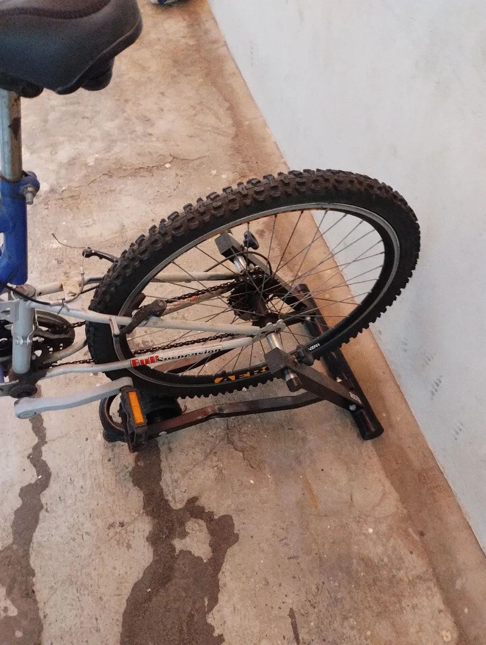 Bicicleta com simulador - Foto 4