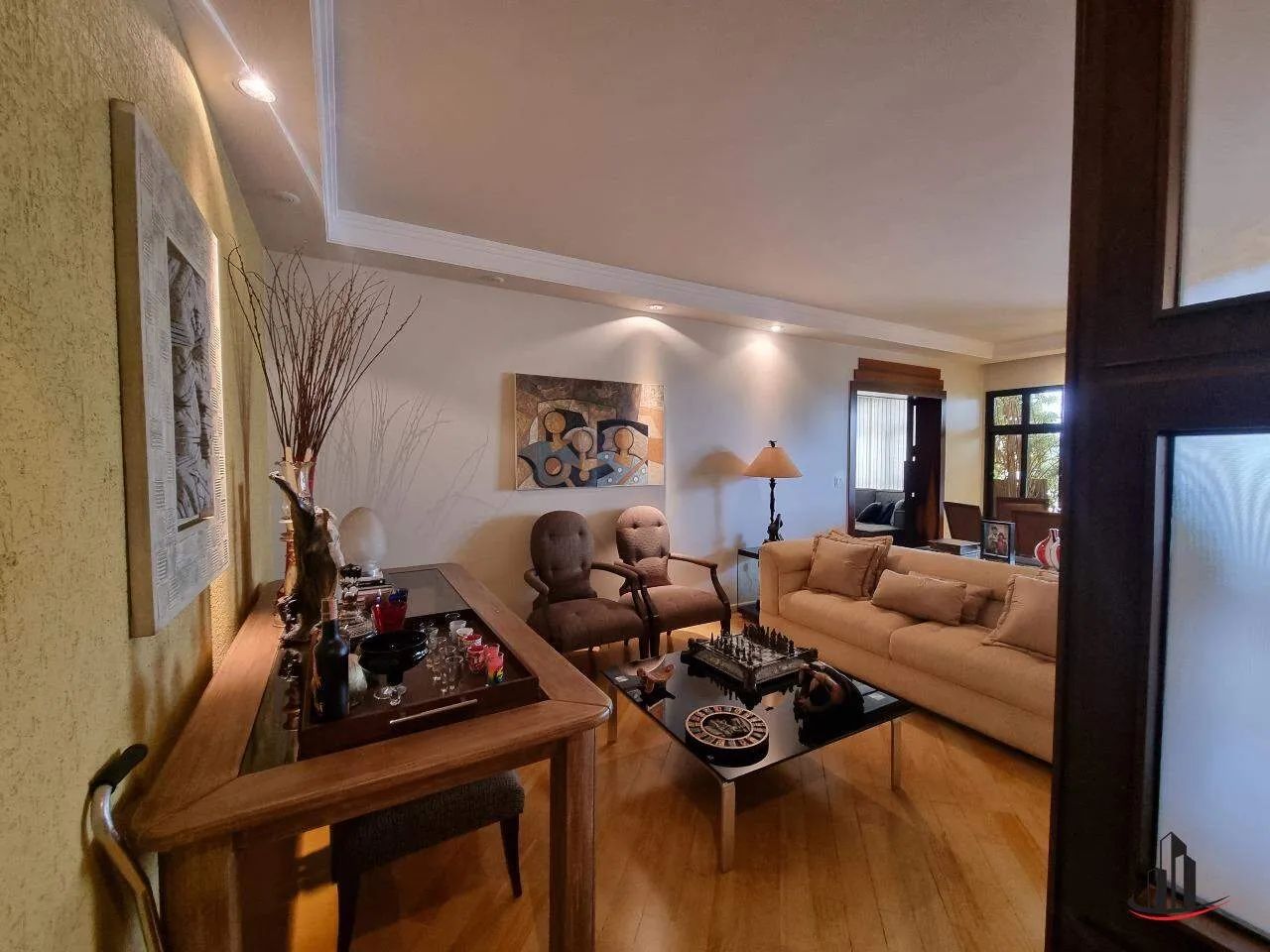 Apartamento de 3 quartos sendo 1 suíte, próximo ao centro e Praça Shopping - oferece amplo - Foto 2