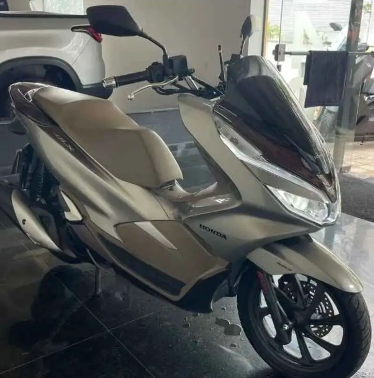 PCX 2022 - Foto 2