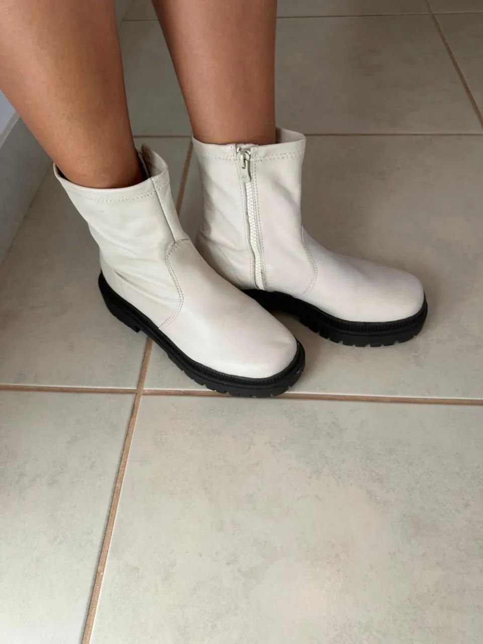 Bota feminina de couro legítimo  - Foto 2