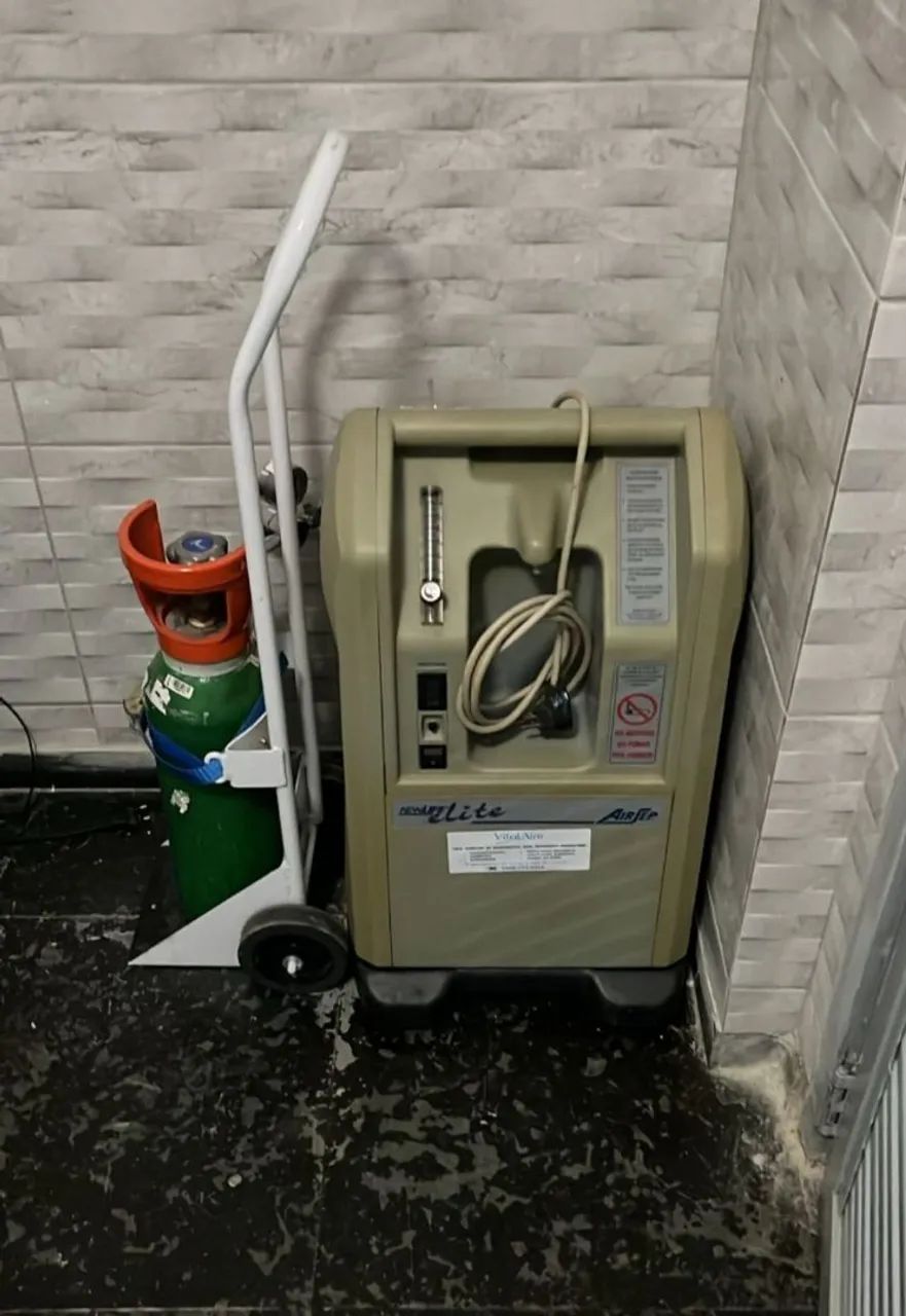 Concentrador de oxigênio New life Elite. 